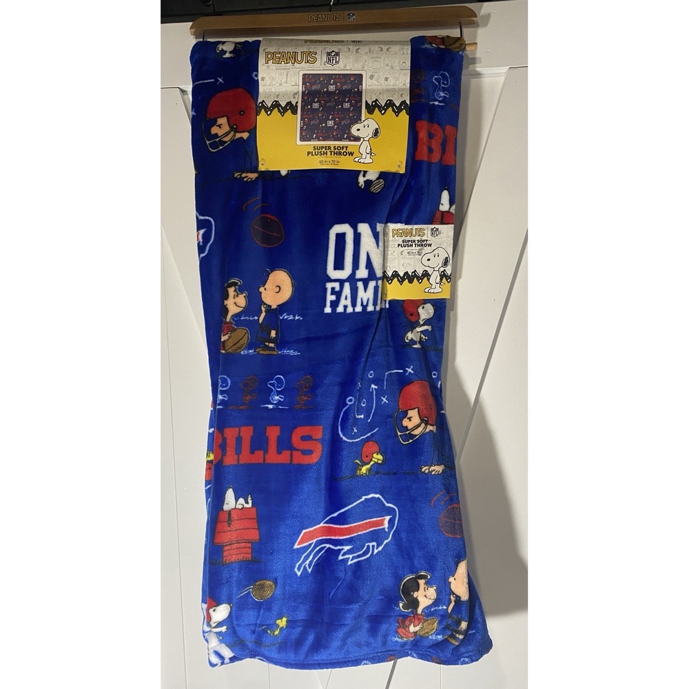 Peanuts Buffalo Bills NFL Soft Plush Throw Blanket 60 X 70 NWT BLUE  Snoopy New
